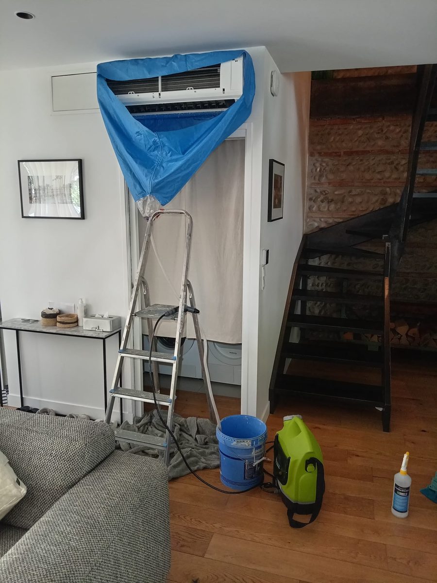 Entretien d'une climatisation murale